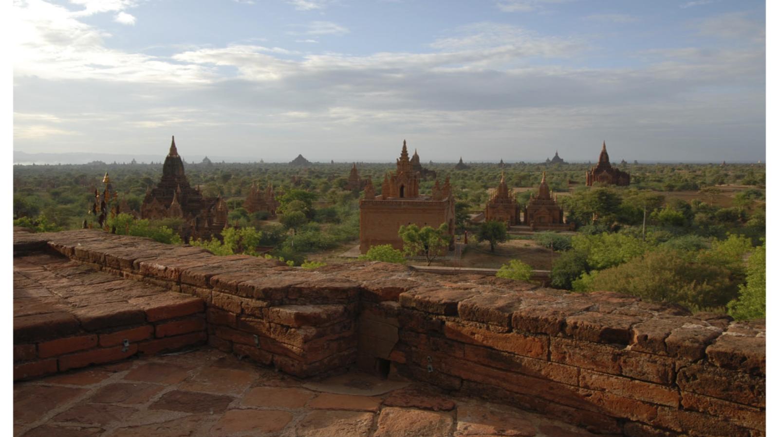 pagodes à Bagan