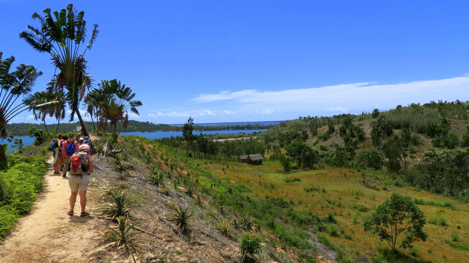 Randonnée en famille dans l'Est de Madagascar